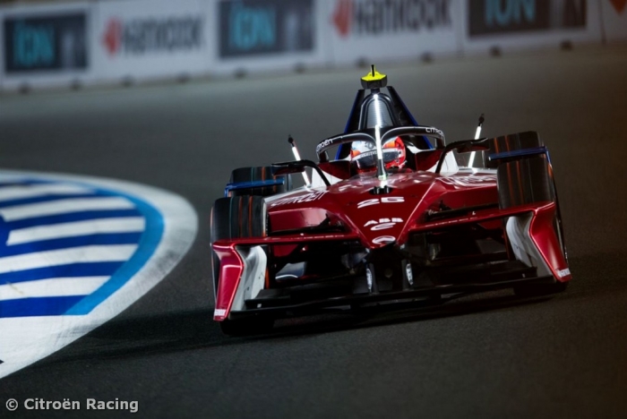 Citro&euml;n Racing battles hard in strategic Jeddah night race