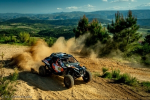 Ford Trucks e Bruno Oliveira em bom plano na Baja TT Norte de Portugal