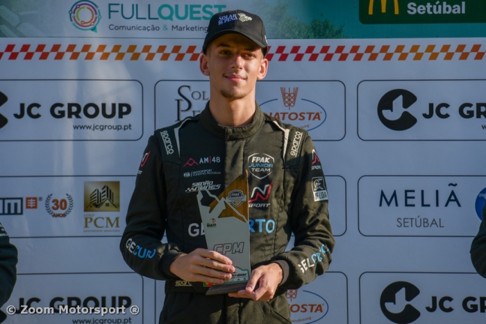 Sim&atilde;o Nunes sagra-se Campe&atilde;o do FPAK J&uacute;nior Team, Lu&iacute;s Nunes conquista vit&oacute;ria na Arr&aacute;bida