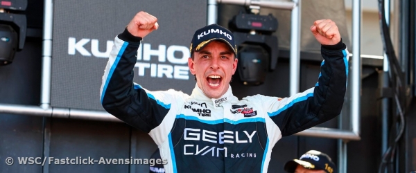 Urrutia completes a hat trick of wins