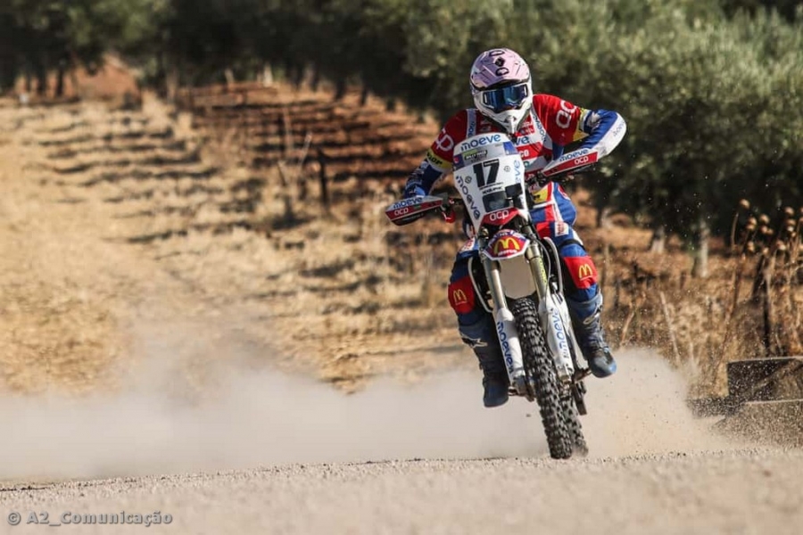 Pedro Bianchi Prata com estreia notável de Moto eléctrica no W2RC