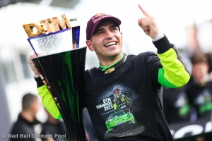Ayhancan Güven claims DTM Title