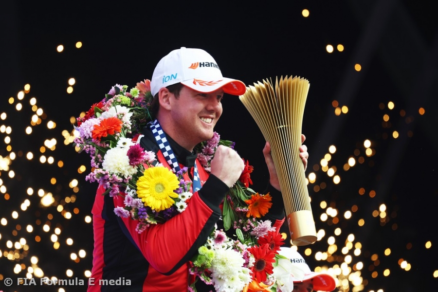 Nick Cassidy secures Citro&euml;n's first Formula E WIN