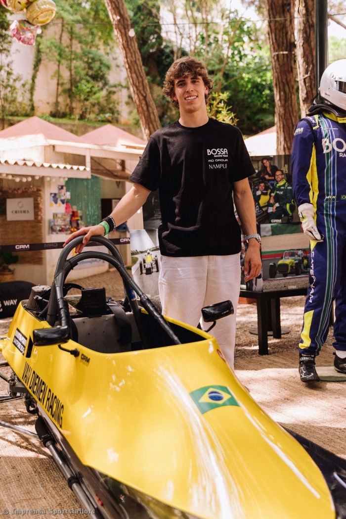 Ivan Domingues homenageado no Estoril