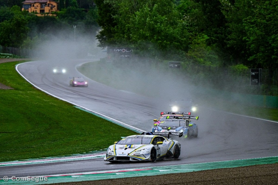 Miguel Crist&oacute;v&atilde;o evidencia forte competitividade em Imola