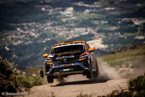 Lu&iacute;s Caetano estreia-se a vencer na Clio CUP