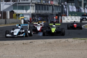 Fernando Mayer Gaspar vence duas corridas muito disputadas