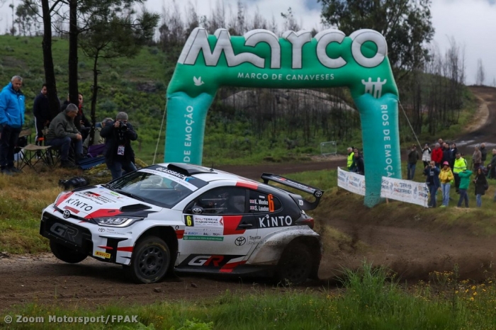 Kris Meeke já lidera em Amarante