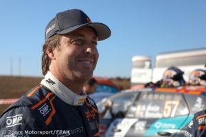 CPR - Armindo Ara&uacute;jo &agrave; cabe&ccedil;a de um confronto de gera&ccedil;&otilde;es