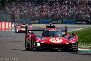 Ferrari second at Imola in front of the Italian Tifosi