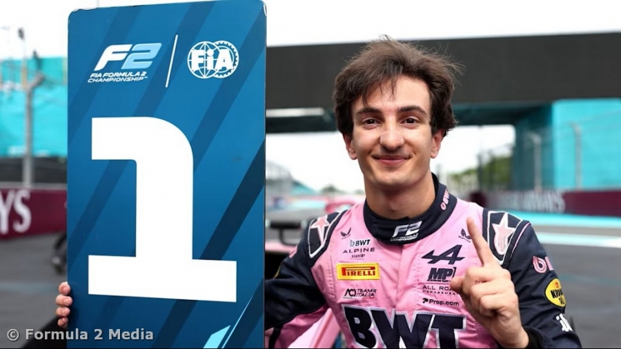 Min&igrave; wins three-car fight for maiden F2 victory in Miami