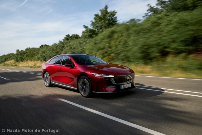 Mazda6e chega a Portugal