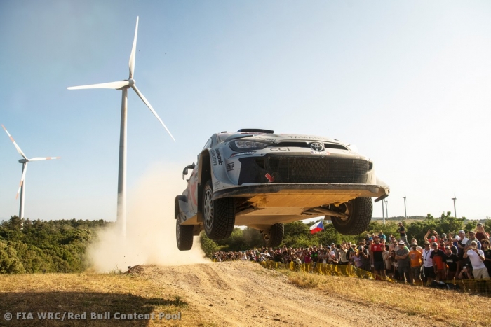 Ogier and Tänak set up Sunday shootout