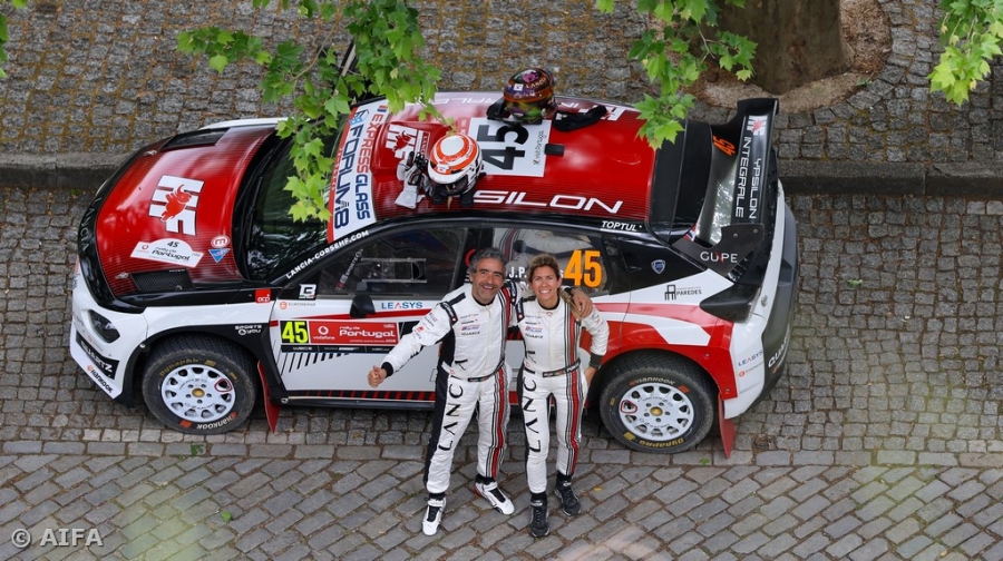 Lancia Ypsilon Rally2 HF Integrale ruma a Lisboa para um encontro com a hist&oacute;ria