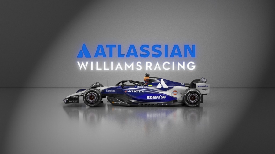 Williams unveils Iconic 2002 Look