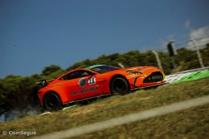 RACAR Motorsport em Vila Real para lutar pela GT4 Bronze