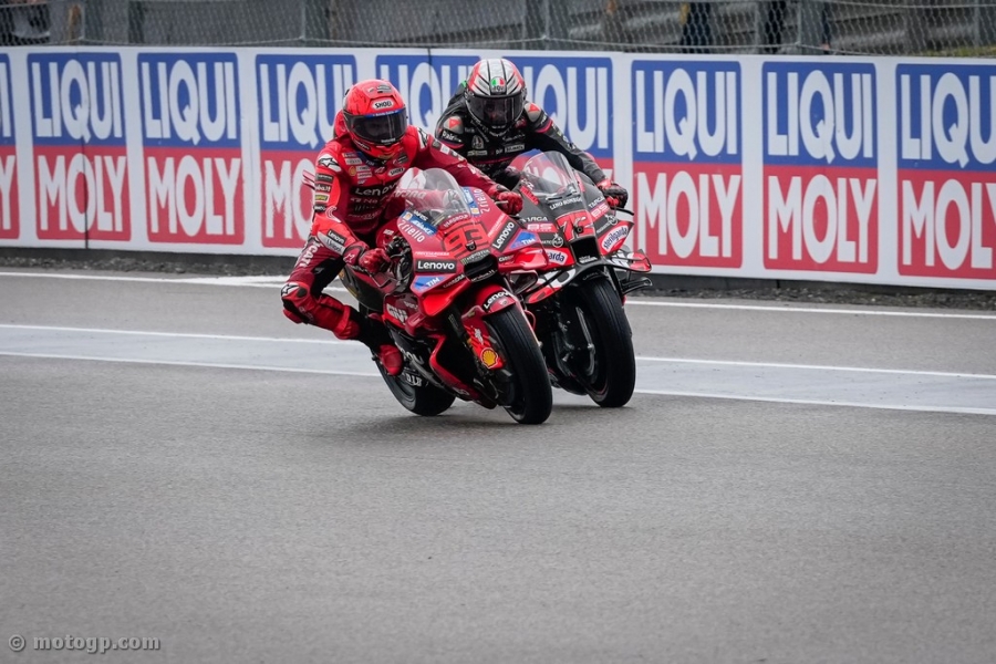 Bezzecchi overhauled by Marc Marquez on the last lap