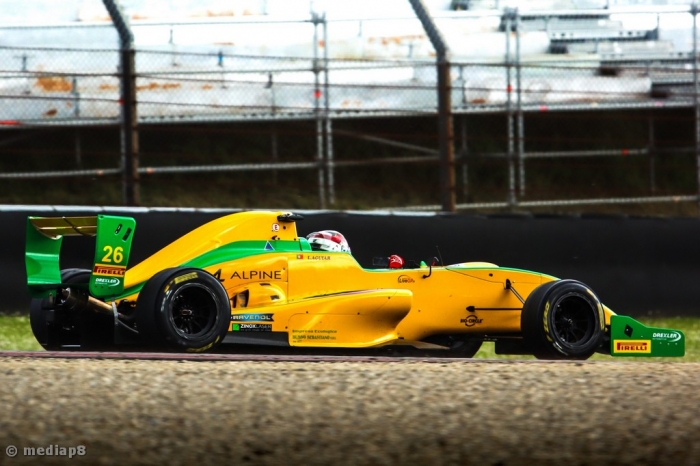 Luís Aguiar vence na F. Renault 2.0 em Mugello