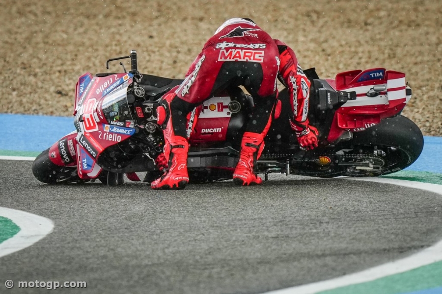 Crash, switch, win: Marc Marquez back on top in dramatic flag-to-flag Sprint