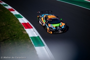 Guilherme Oliveira e Miguel Ramos no pódio em Monza