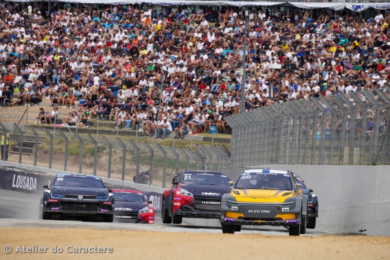 Mundial de Ralicross ao rubro em Lousada