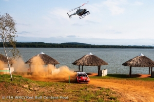 Pajari takes 24.1sec Paraguay lead into final day