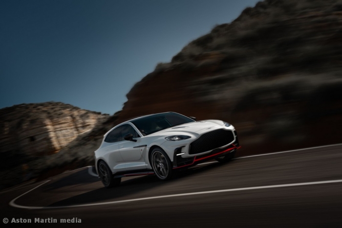 Aston Martin DBX S: Nova versão de topo do Super-SUV