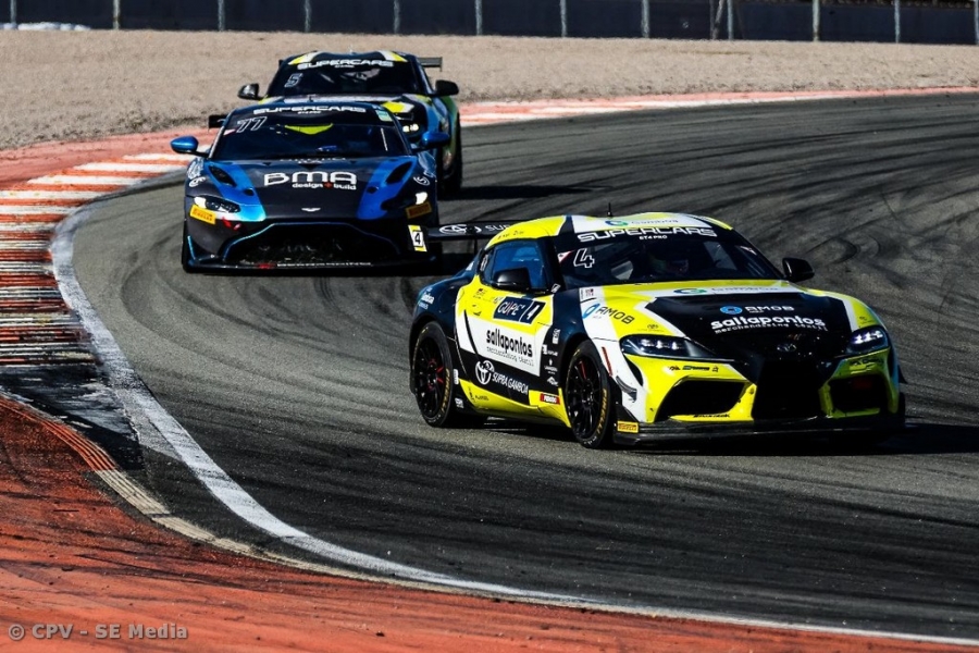 Jerez – palco de decisões com 49 carros em pista