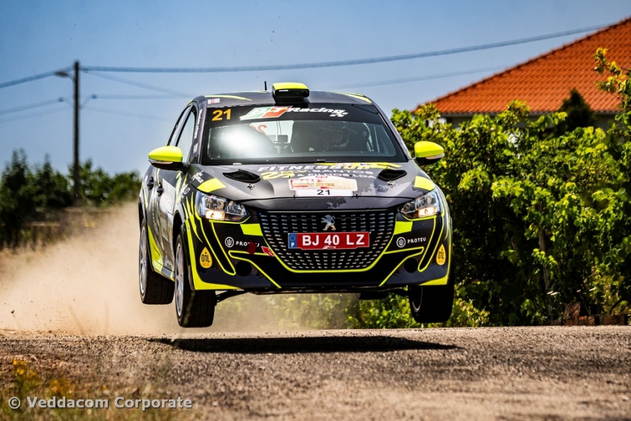 Afonso Santos estreia-se internacionalmente no Rallye R&iacute;as Baixas